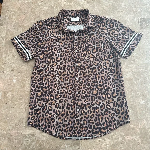 MAVRANS SET LEOPARD GAME WEEKEND SHIRT and SHORTS Size M